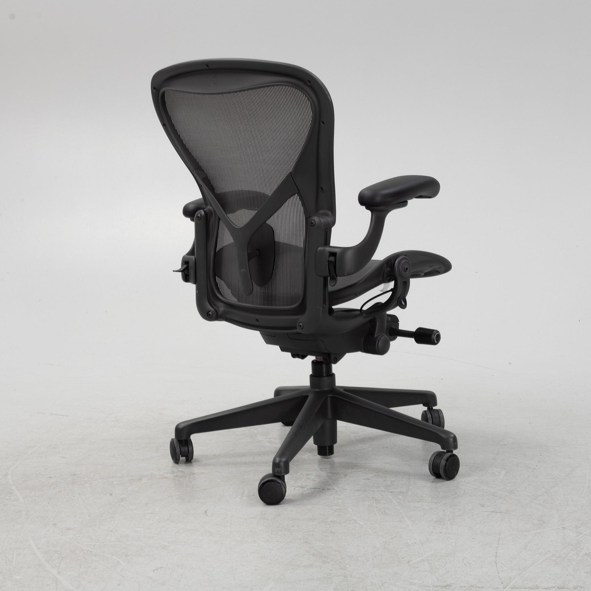 Don Chadwick/Bill Stump, skrivbordsstol, "Aeron", Herman Miller.