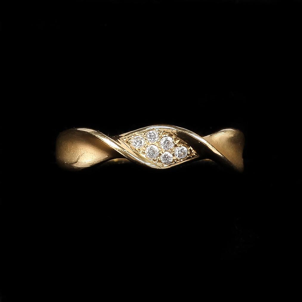 RING, 18k guld med diamanter, ca 0,10 ct.