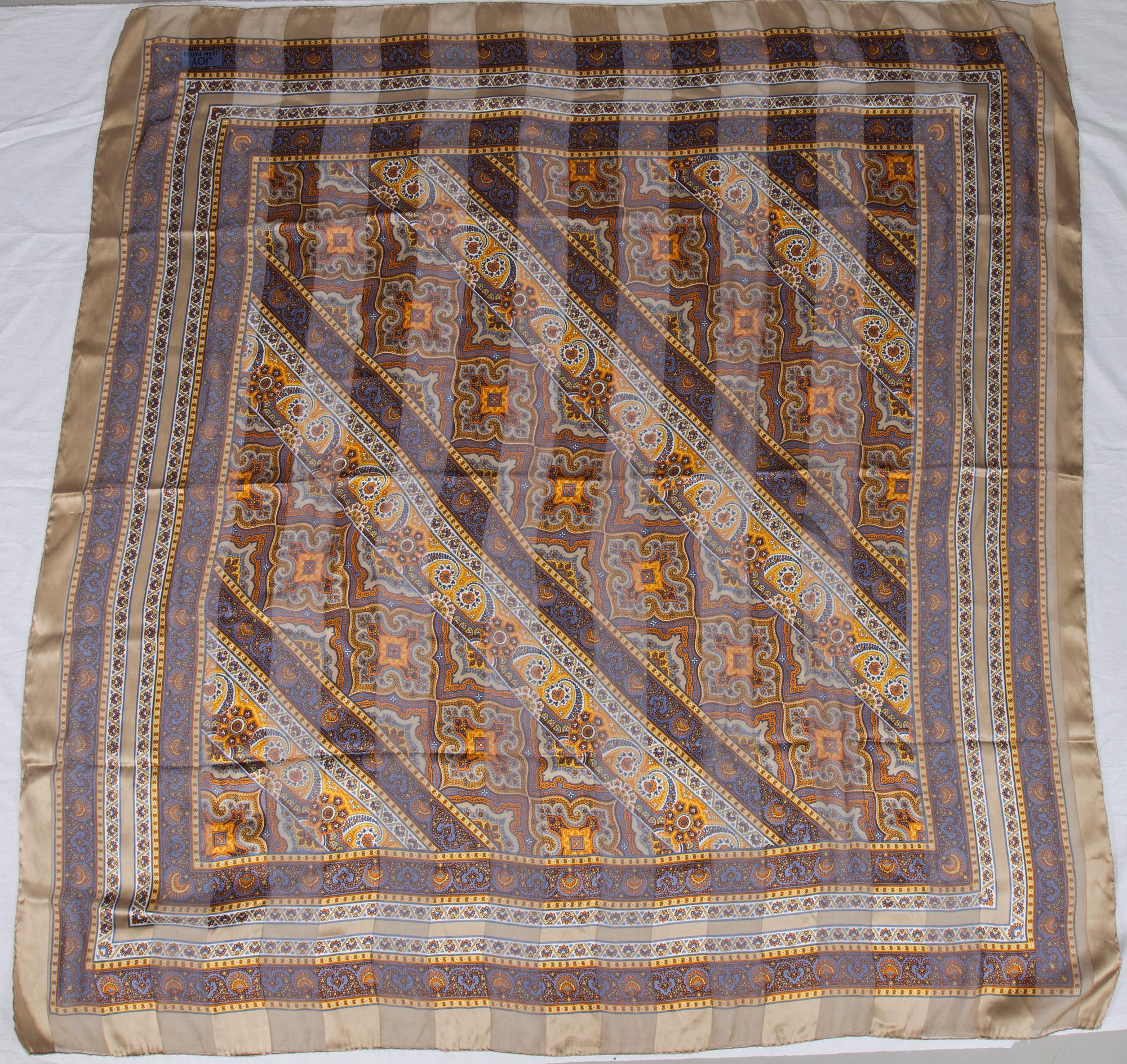 SCARF, Jean Patou.