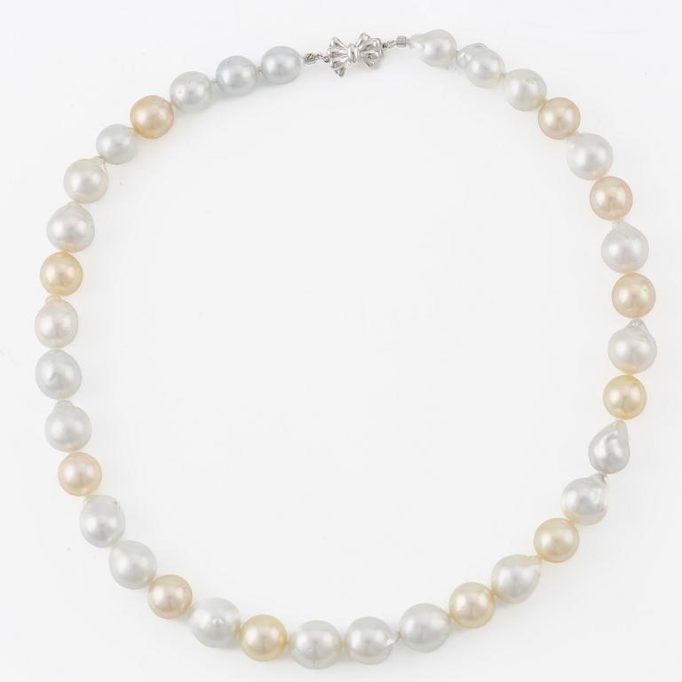 Necklace, 14K white gold with cultured South Sea pearls.