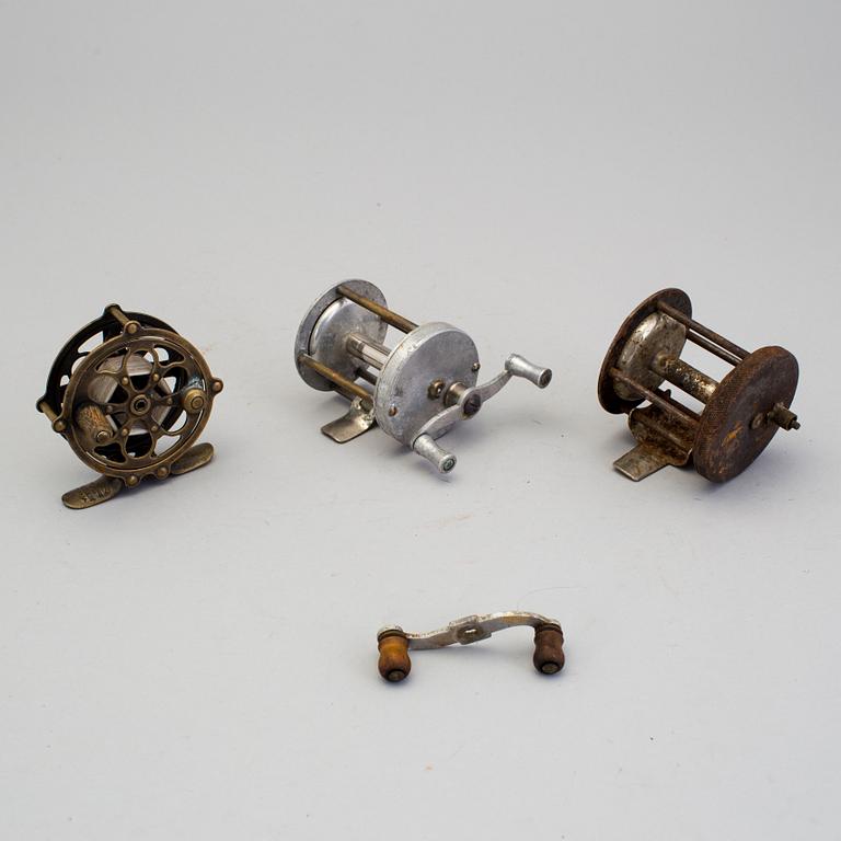 A set of 8 fishing reels, 20th century.