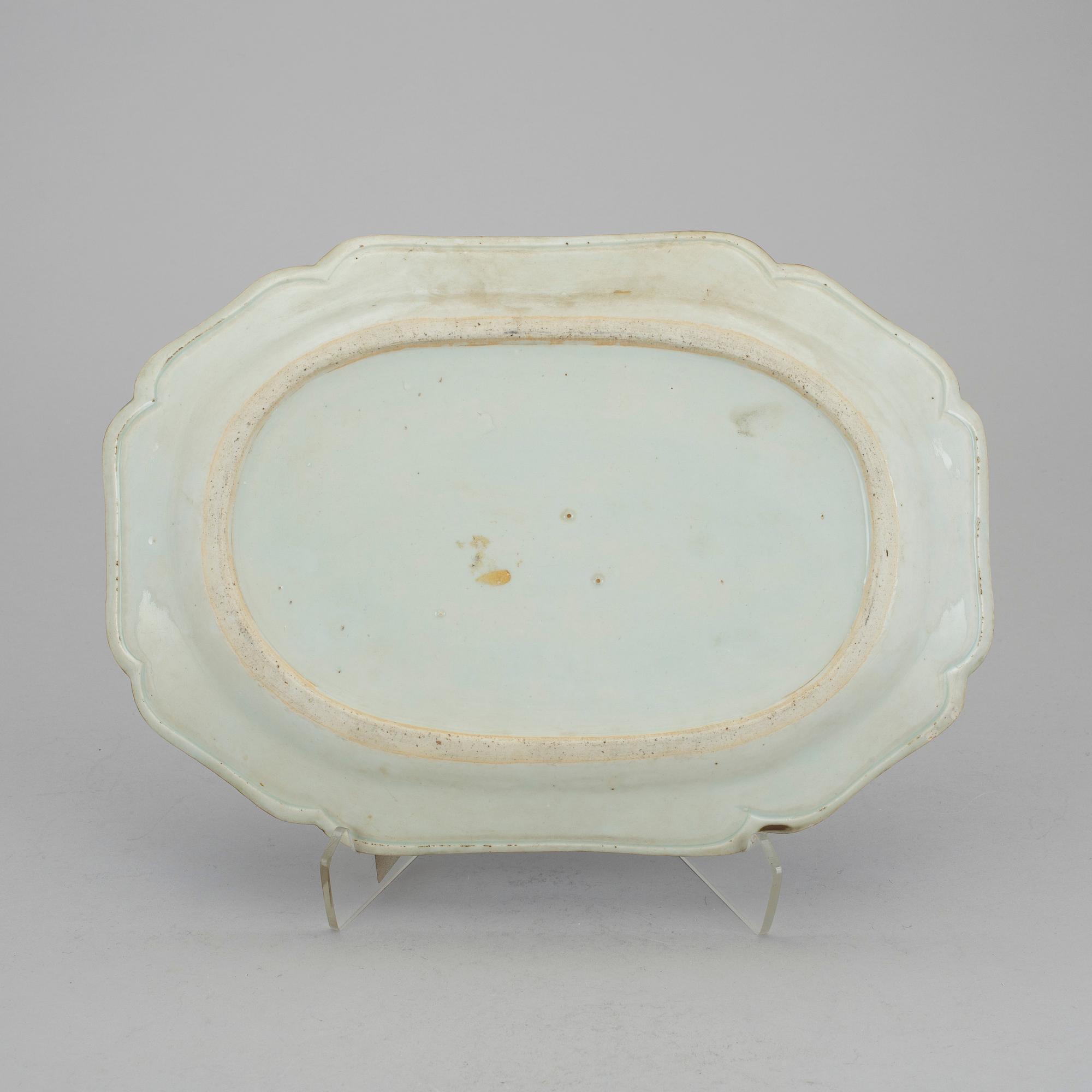 STEKFAT, porslin, Kina, Qingdynastin, Qianlong (1736-95).