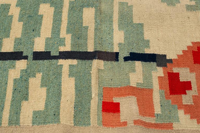 A drape, flat weave, ca 275 x 154 cm, probably Norway, 1920s-1930s.
