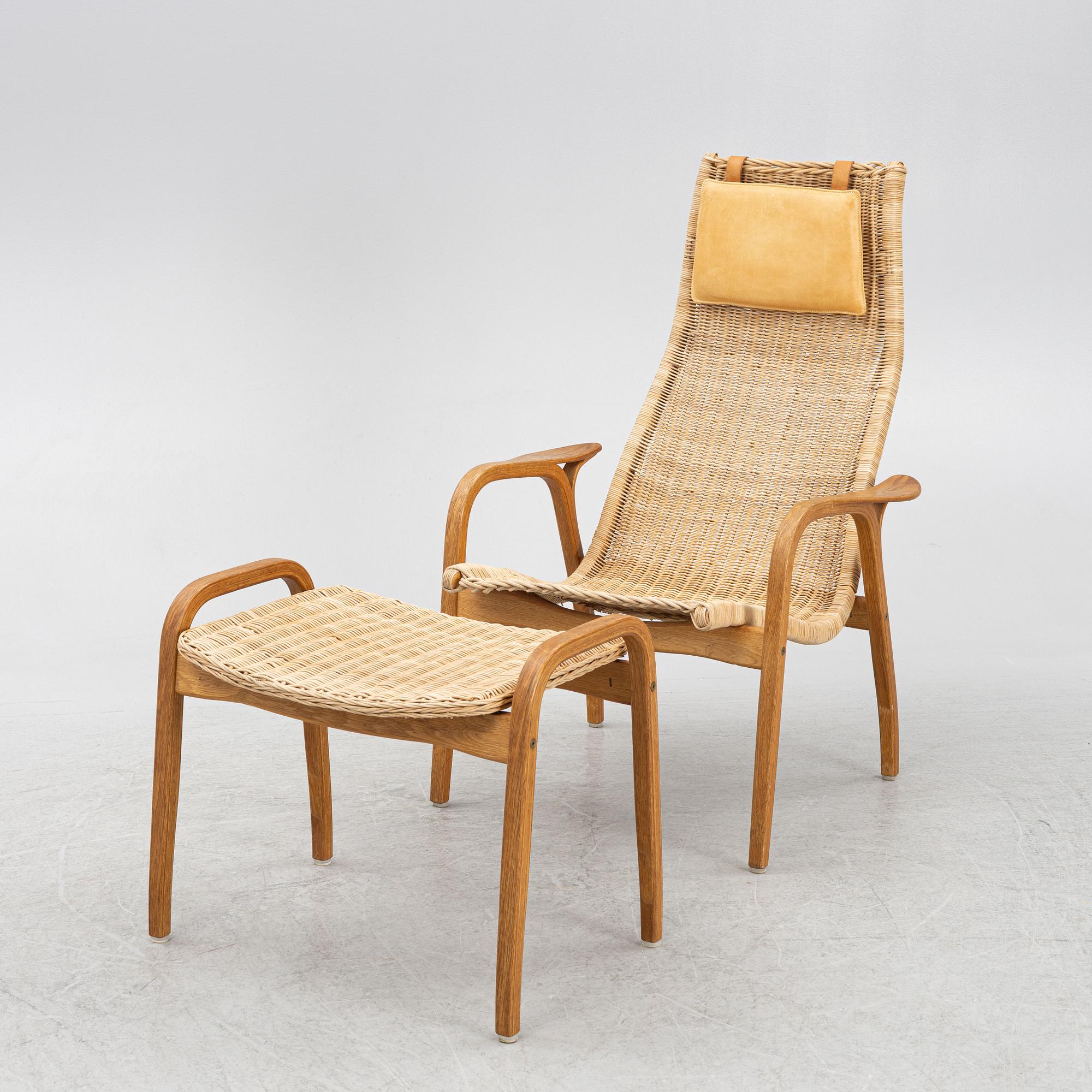 Yngve Ekström, fåtölj samt fotpall, ”Lamino”, Swedese.