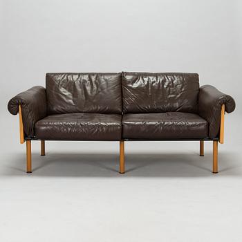 Yrjö Kukkapuro, a 1970s  'Ateljee' sofa for Haimi.