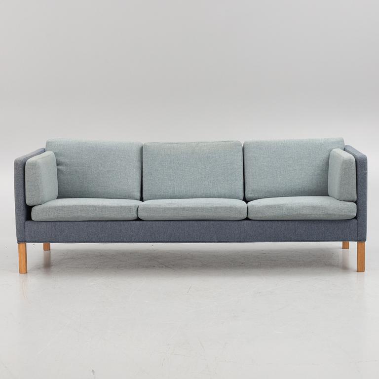 Børge Mogensen, soffa, modellnummer 2443-39, Fredericia, 1980-tal.
