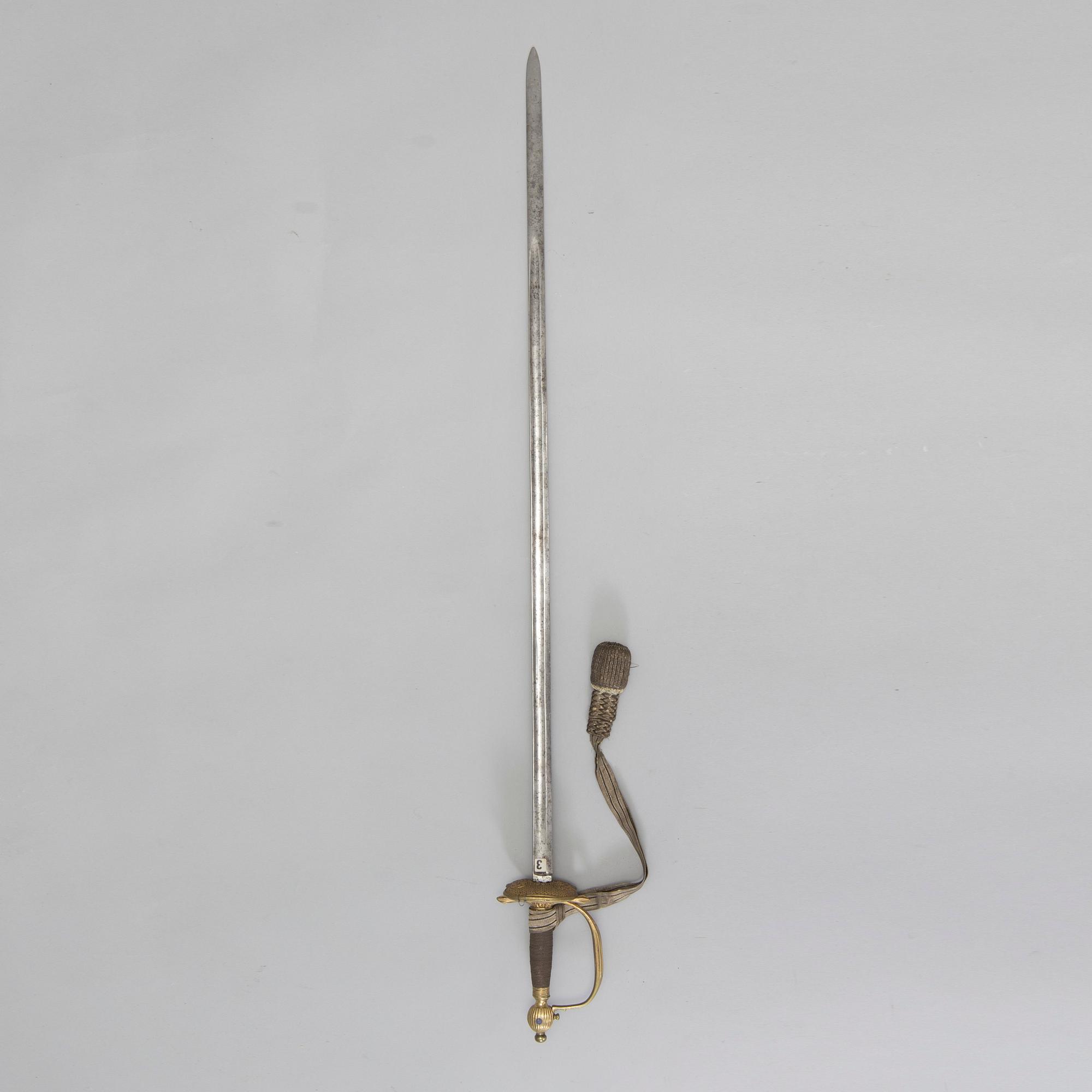 A 19TH CENTURY INFANTRY SWORD.