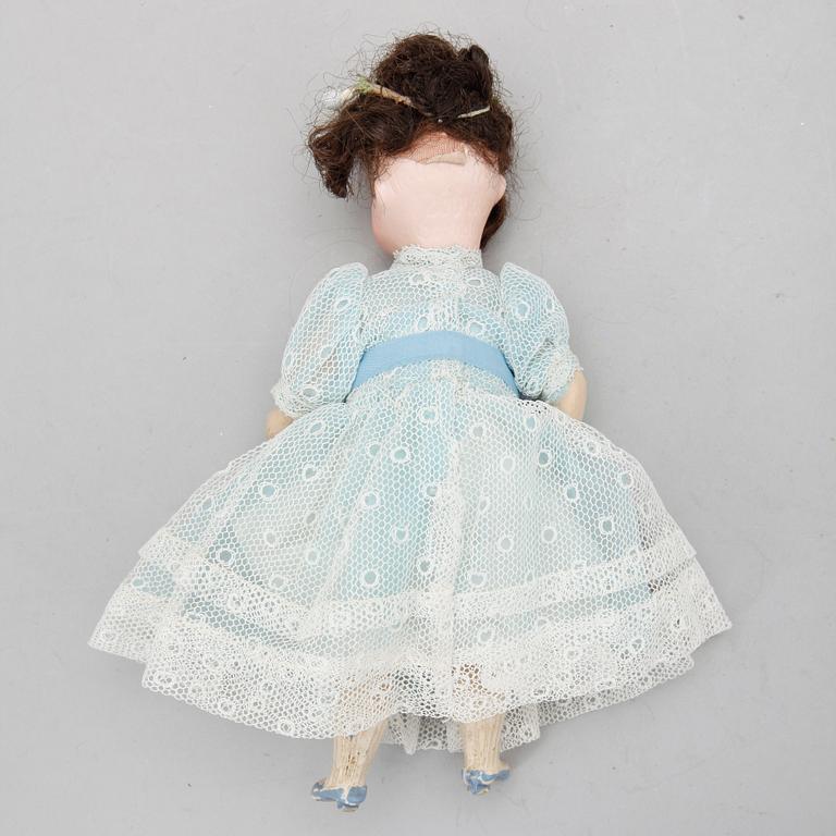 FLICKDOCKA. Biskvi. Heubach Köppelsdorf 250. Tyskland, omkring sekelskiftet 1900.