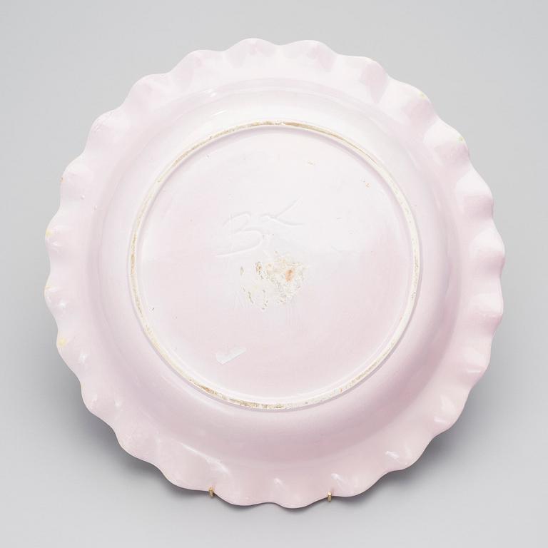 BIRGER KAIPIAINEN, A CERAMIC DISH. Castle. Signed Kaipiainen. Arabia, 1940s.