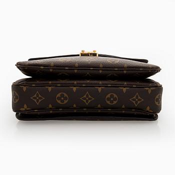 Louis Vuitton, a Monogram Canvas 'Pochette Metis' bag.