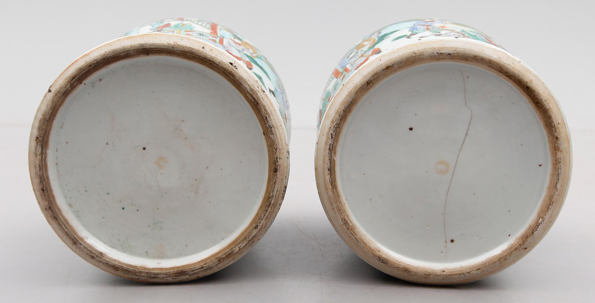 LOCKURNOR, 1 par, porslin, Kina, sent 1800-/tidigt 1900-tal.