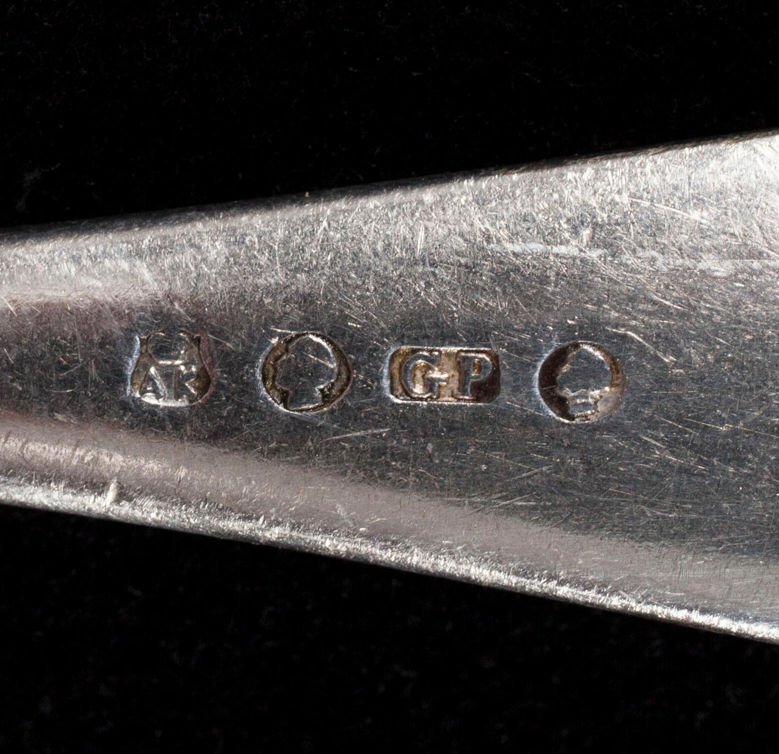 BESTICKUPPSÄTTNING, 45 delar, försilvrade, AK Aleksander Katch (Александр Качъ) S:t Petersburg sekelskiftet 1800/1900.