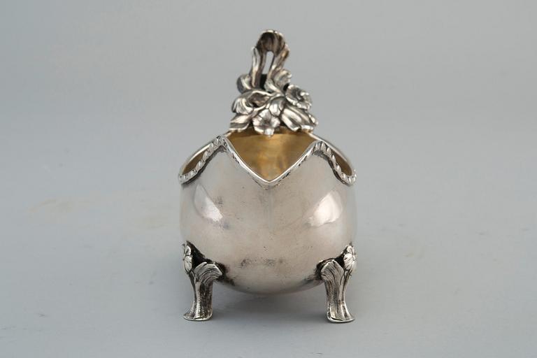 A CREAMER, silver, rococo. Petter Eneroth Stockholm 1783. Gilt inside. Length 17 cm, weight 217 g.