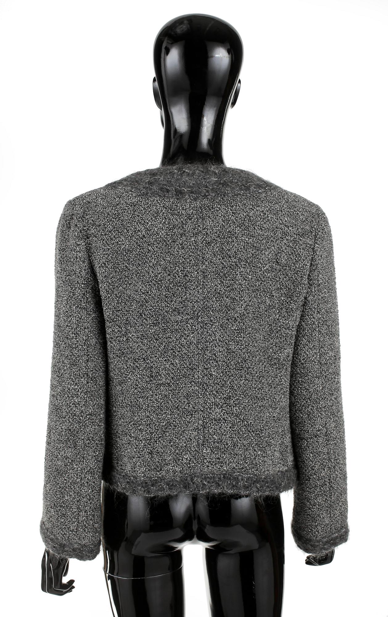 JACKA, Chanel.