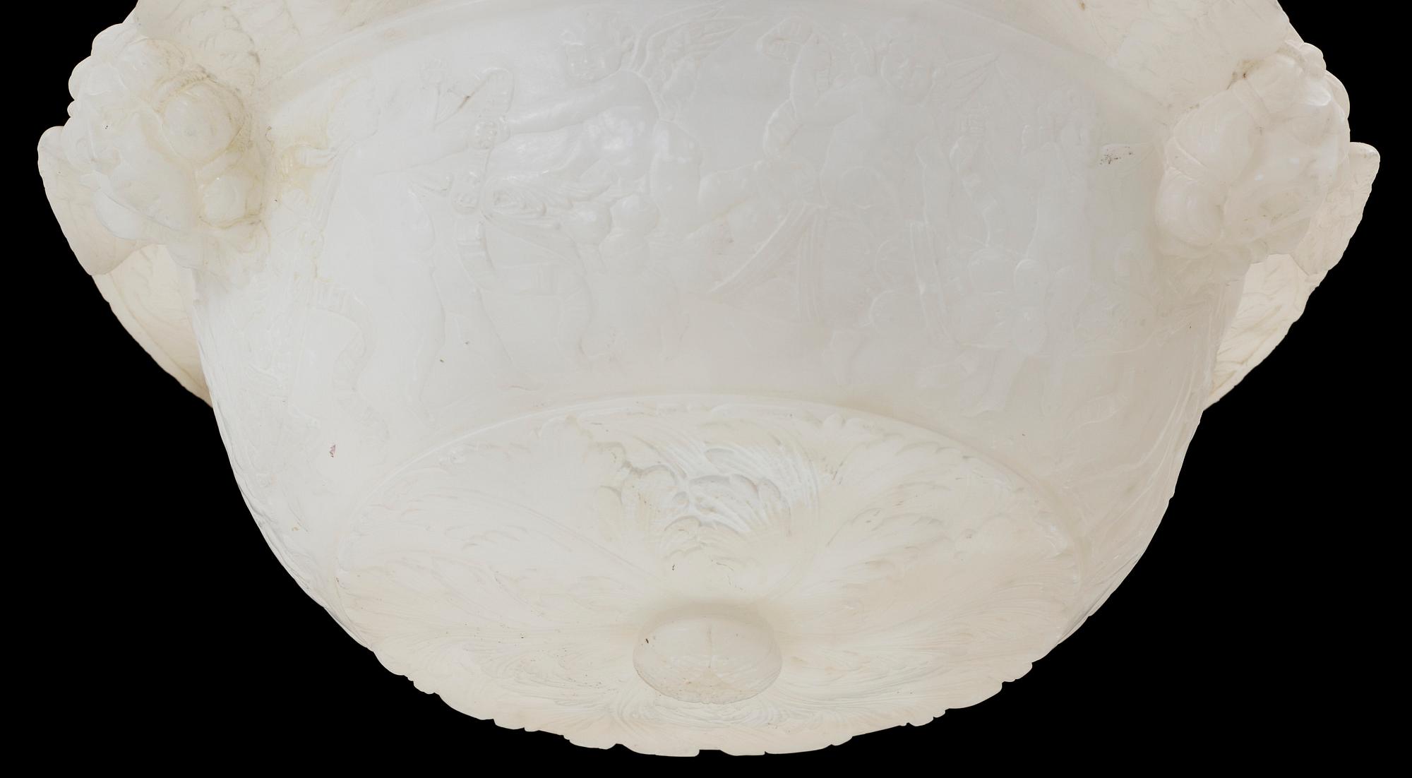 TAKAMPEL, alabaster. Empirestil, 1800-tal. H 105.