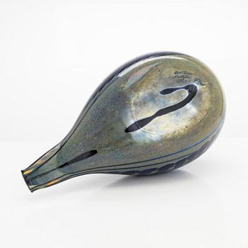 Oiva Toikka, A glass bird, signed Oiva Toikka Nuutajärvi Notsjö 557/1000.