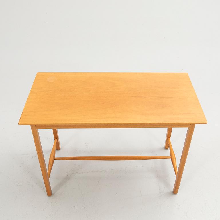 Josef Frank, Side table, model B 1106, Svenskt Tenn, pre 1985.