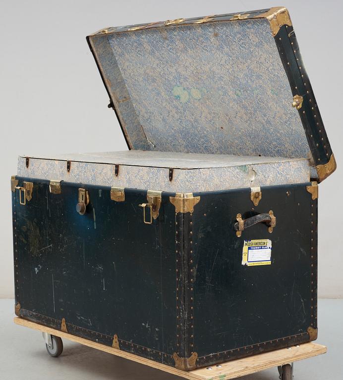 RESEKOFFERT, 1900-talets första hälft.