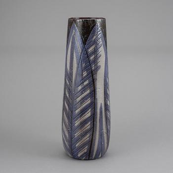 VAS, lergords, "2586", Ingrid Atterberg, Upsala Ekeby, 1900-talets mitt.