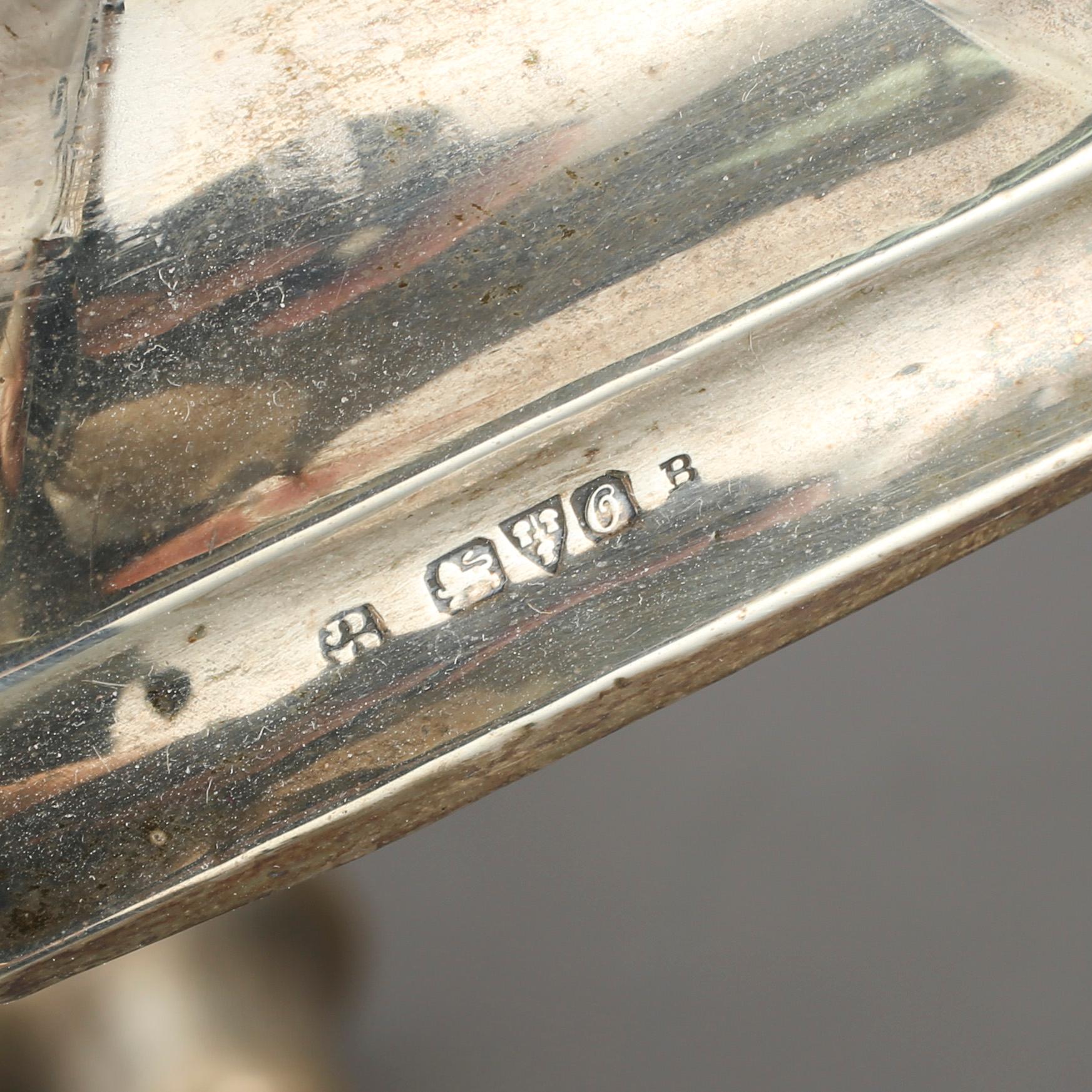 LJUSSTAKAR, ett par, silver, Chester, England, 1914.
