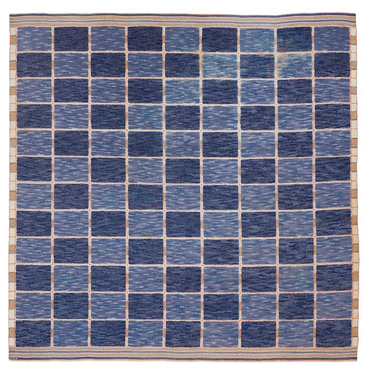 MATTA. "Rutig blå halvflossa". Reliefflossa. 374,5 x 369,5 cm. Signerad MMF.