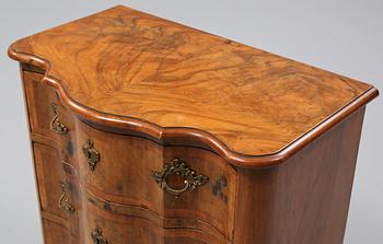 BYRÅ. barockstil, 1800-talets andra hälft.