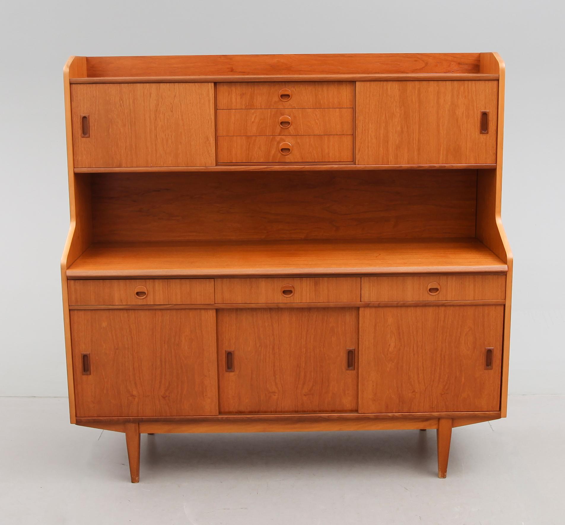 SIDEBOARD/SKÅP, 1900-talets andra hälft.