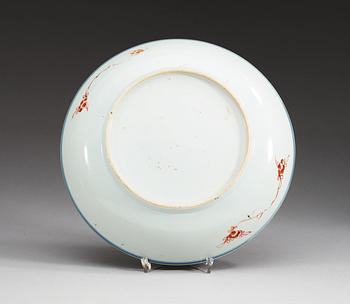 SKÅLFAT, porslin. Qing dynastin, Yongzheng (1723-35).