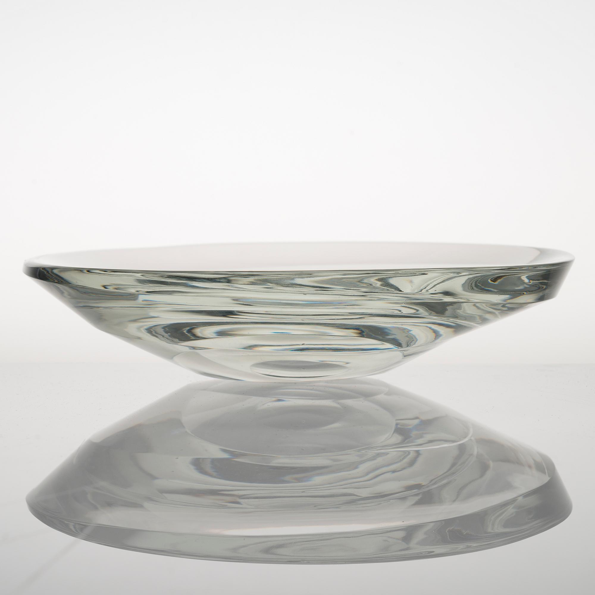 Tapio Wirkkala, a '3277=3877' art glass/bowl signed Tapio Wirkkala, Iittala.