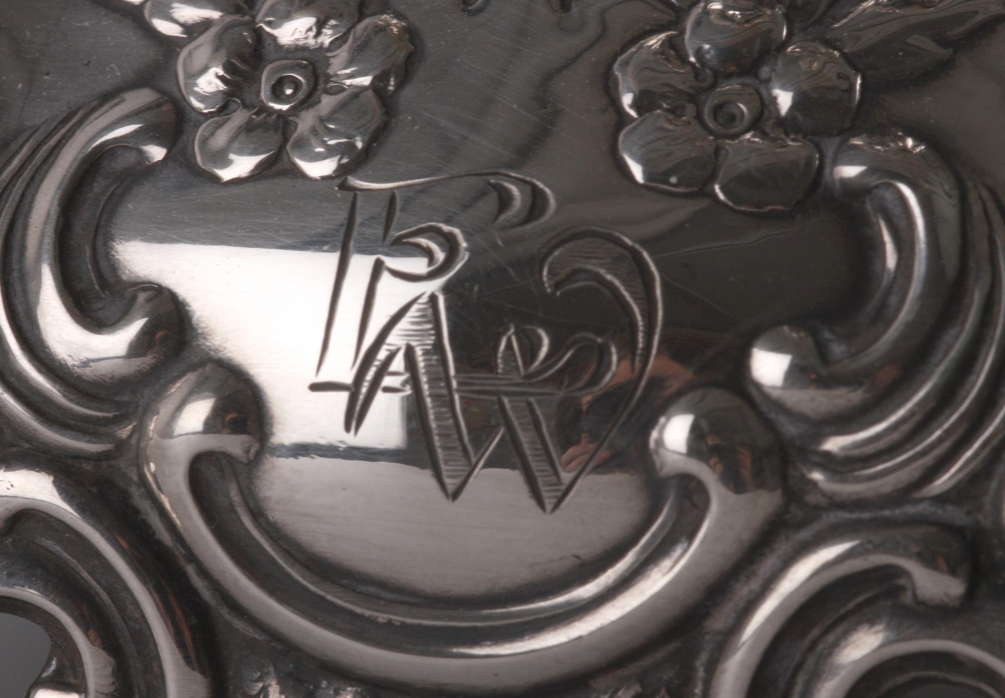 LJUSSTAKAR, ett par, silver, GAB 1949, barockstil.