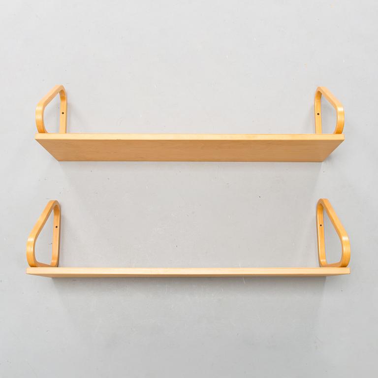 Alvar Aalto, hyllor, ett par, modell 112B, Artek, sent 1900-tal.