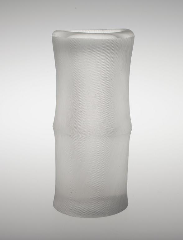 Tapio Wirkkala, A VASE, 3537.