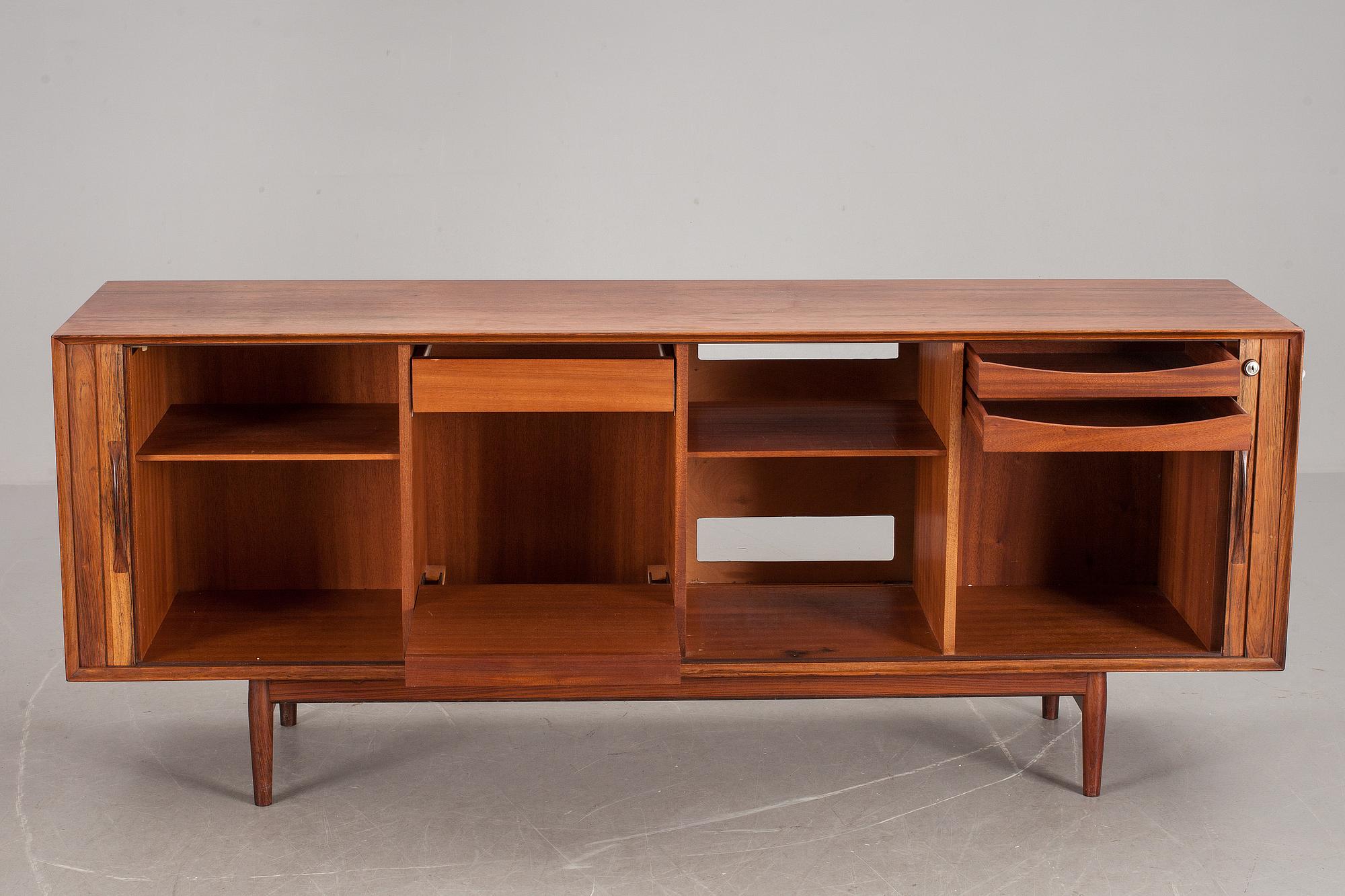 SIDEBOARD, "Nr 75", Arne Vodder, Sibast Möbler. CITES-intyg medföljer.