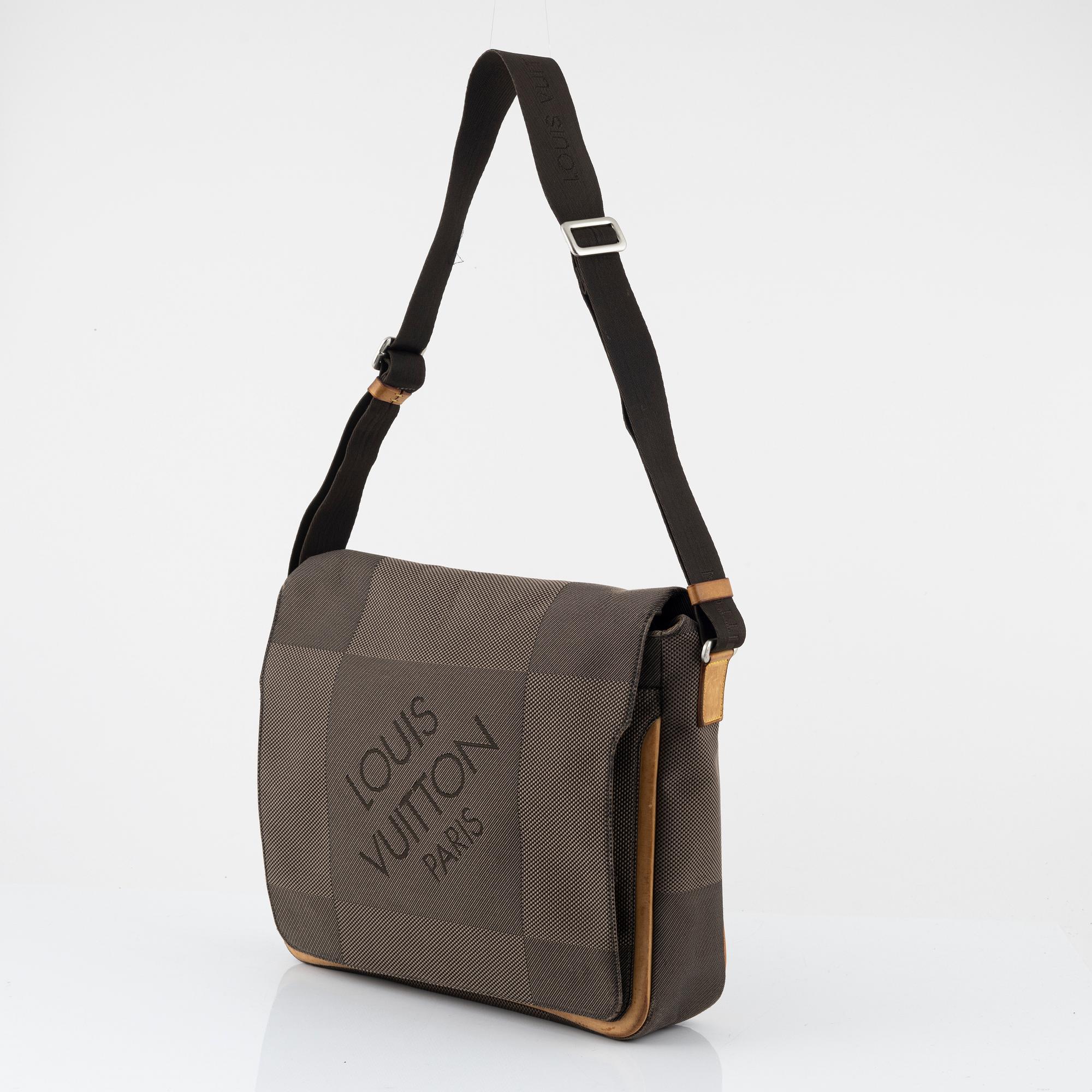 Louis Vuitton, bag, "Mesaje messenger bag".