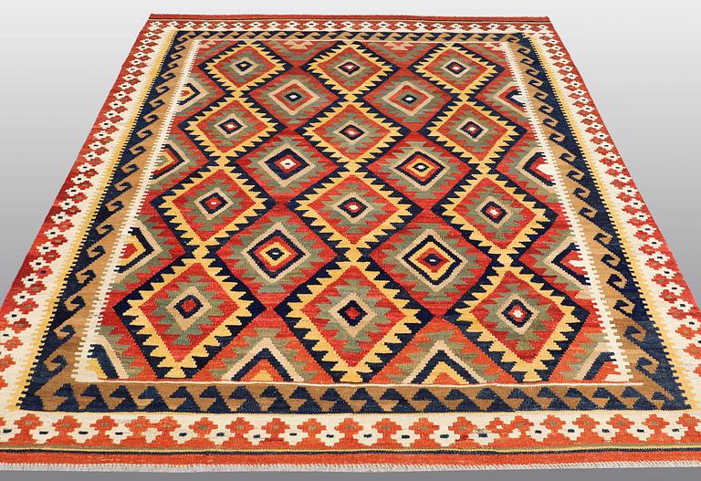 CARPET, Kilim, ca 246 x 195 cm.