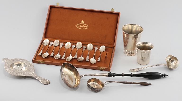 PARTI SILVER, 17 delar, mestadels Sverige, 1800-tal samt 1900-tal. Total vikt 515 g.