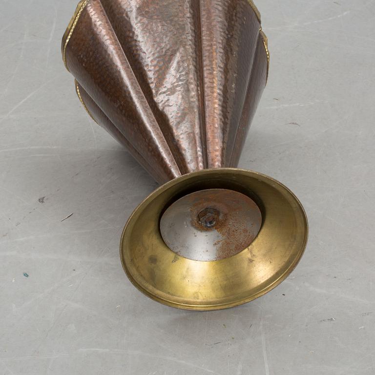 PARAPLYSTÄLL, 1900-talets andra hälft.