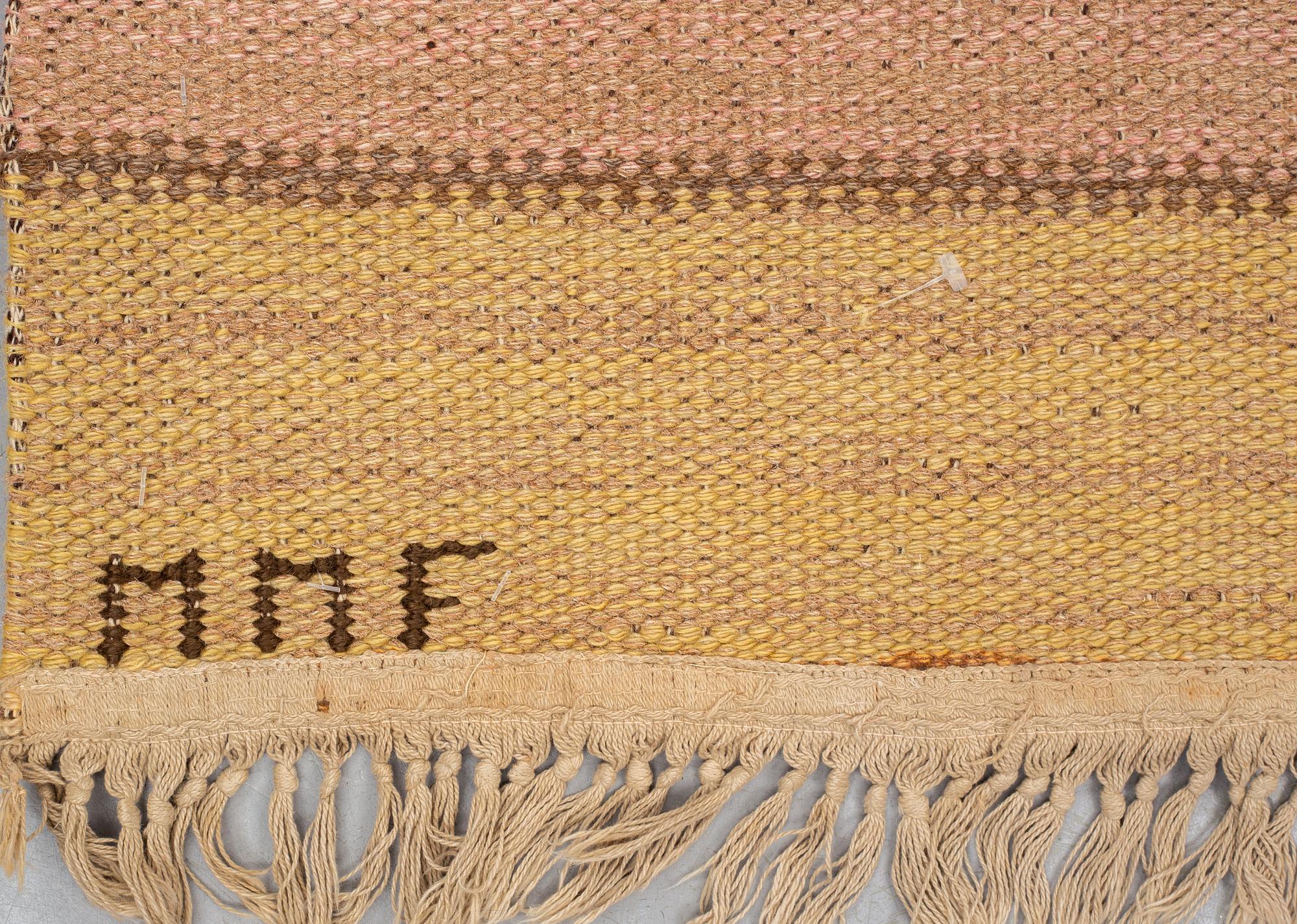 Märta Måås-Fjetterström, matta, "Nöthåret", rölakan, ca 197,5 x 118-119 cm, signerad MMF.