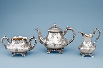 375. AN ENGLISH TEA SERVICE, 3 PIECES.