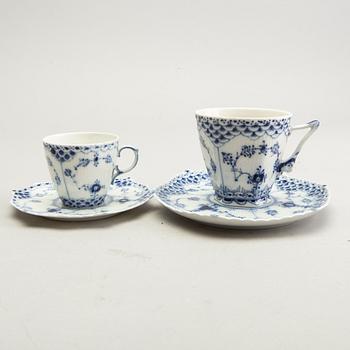 A Royal Copenhagen "Musselmaalet" coffee service, Denmark, 20th Century. (42  pieces).