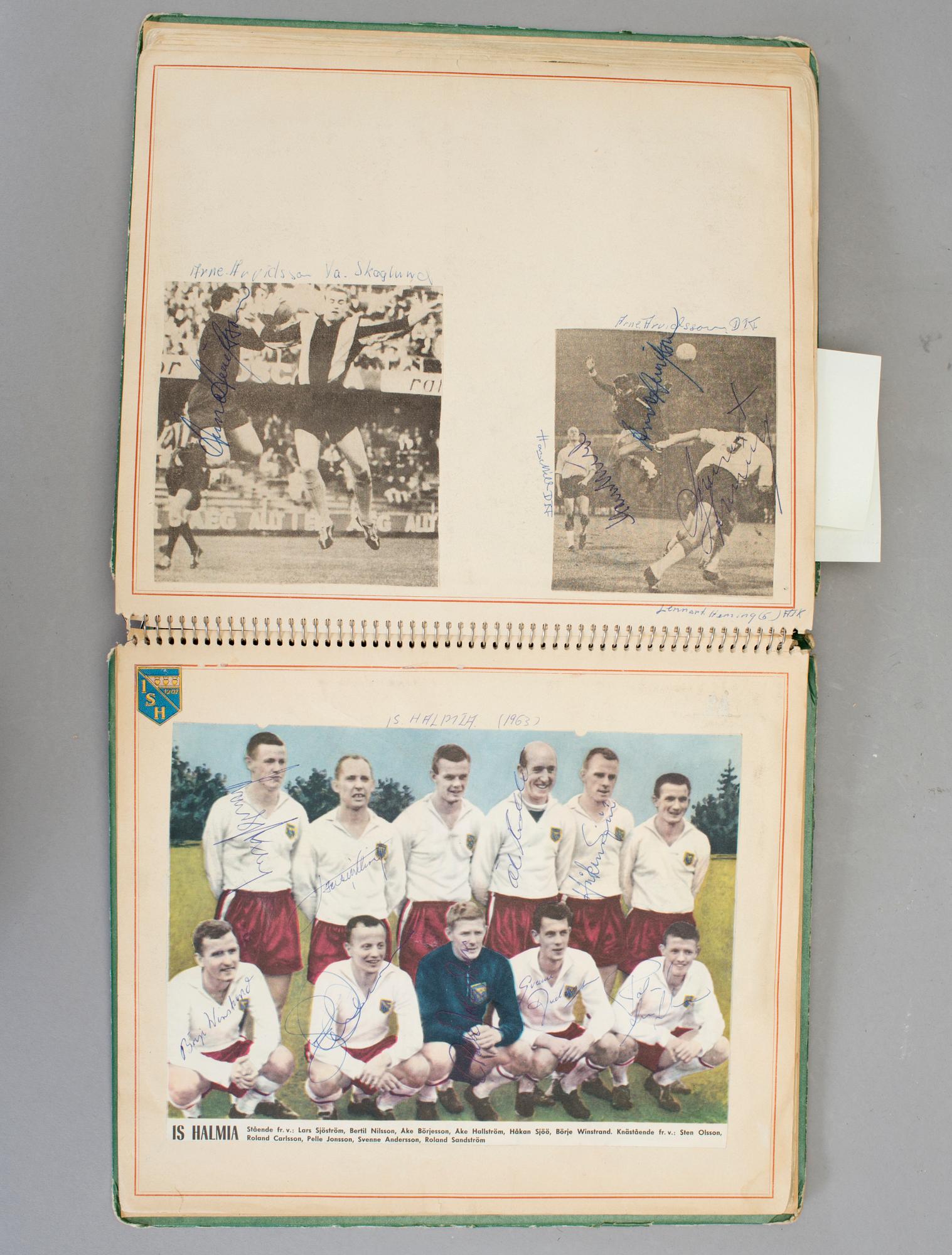 SAMLING FOTBOLLSAUTOGRAFER, bla Ryska landslaget -64, Benfica, Nacka Skoglund, Prawitz Öberg, 1960-70-tal.