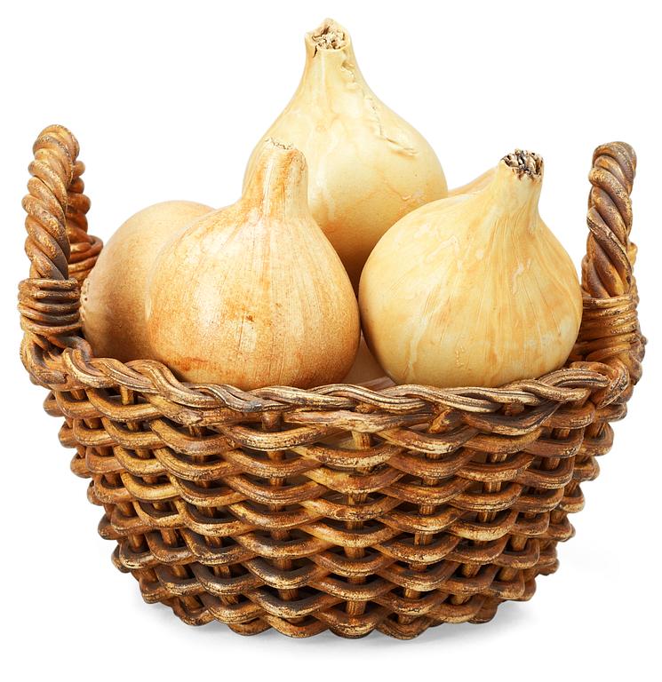 An Ingrid Herrlin stoneware basket with 8 onions, Båstad.