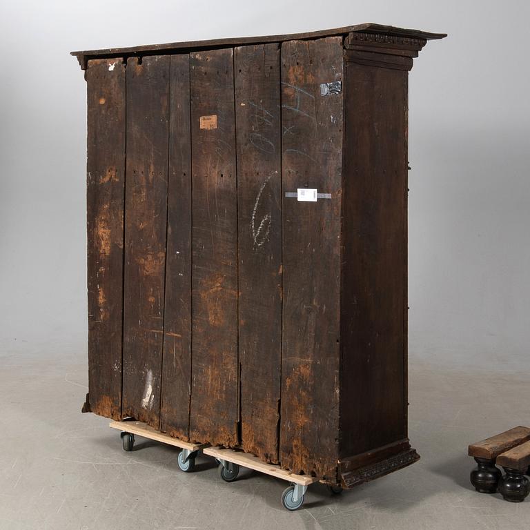 Skåp, Renässans-stil 1800-tal.