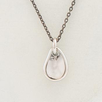 Ole Lynggaard, chain with pendant, silver.