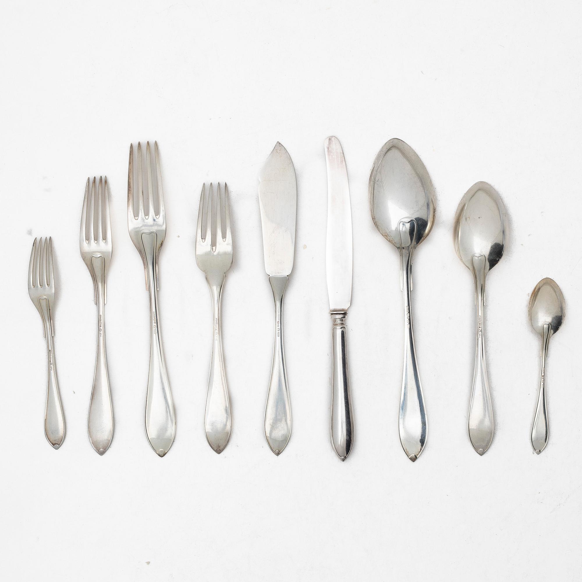 Bestickuppsättning, 82 delar, silver, "Svensk Spetsig", GAB, Stockholm, bl a 1925.