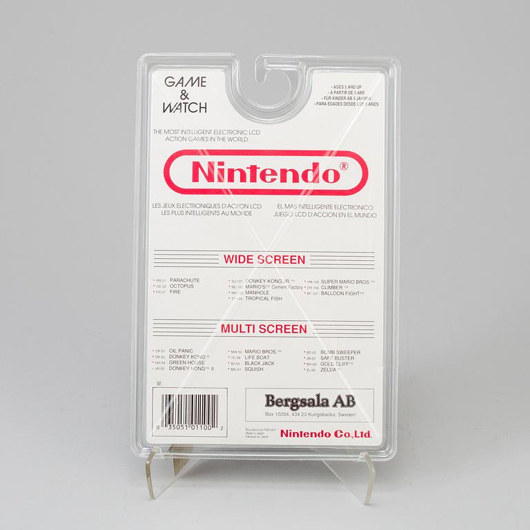 A Nintendo Game&Watch Mario the Juggler game Japan 1991.