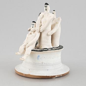 Ulrica Hydman-Vallien, skulptur, stengods, egen ateljé.