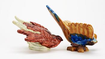 Two Gunnar Nylund stoneware figures of birds, Rörstrand.