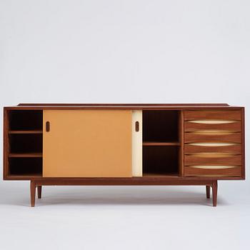 Arne Vodder, a teak sideboard, model 29, Sibast Møbler Denmark 1950-60's.