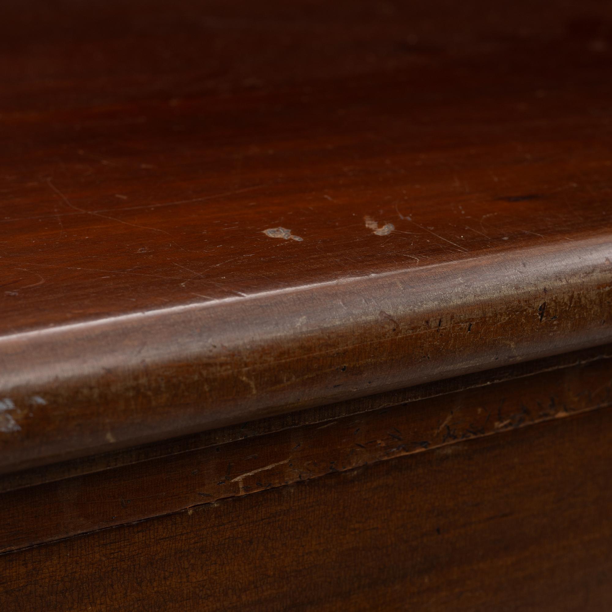 Skänk, tidigt 1900-tal.